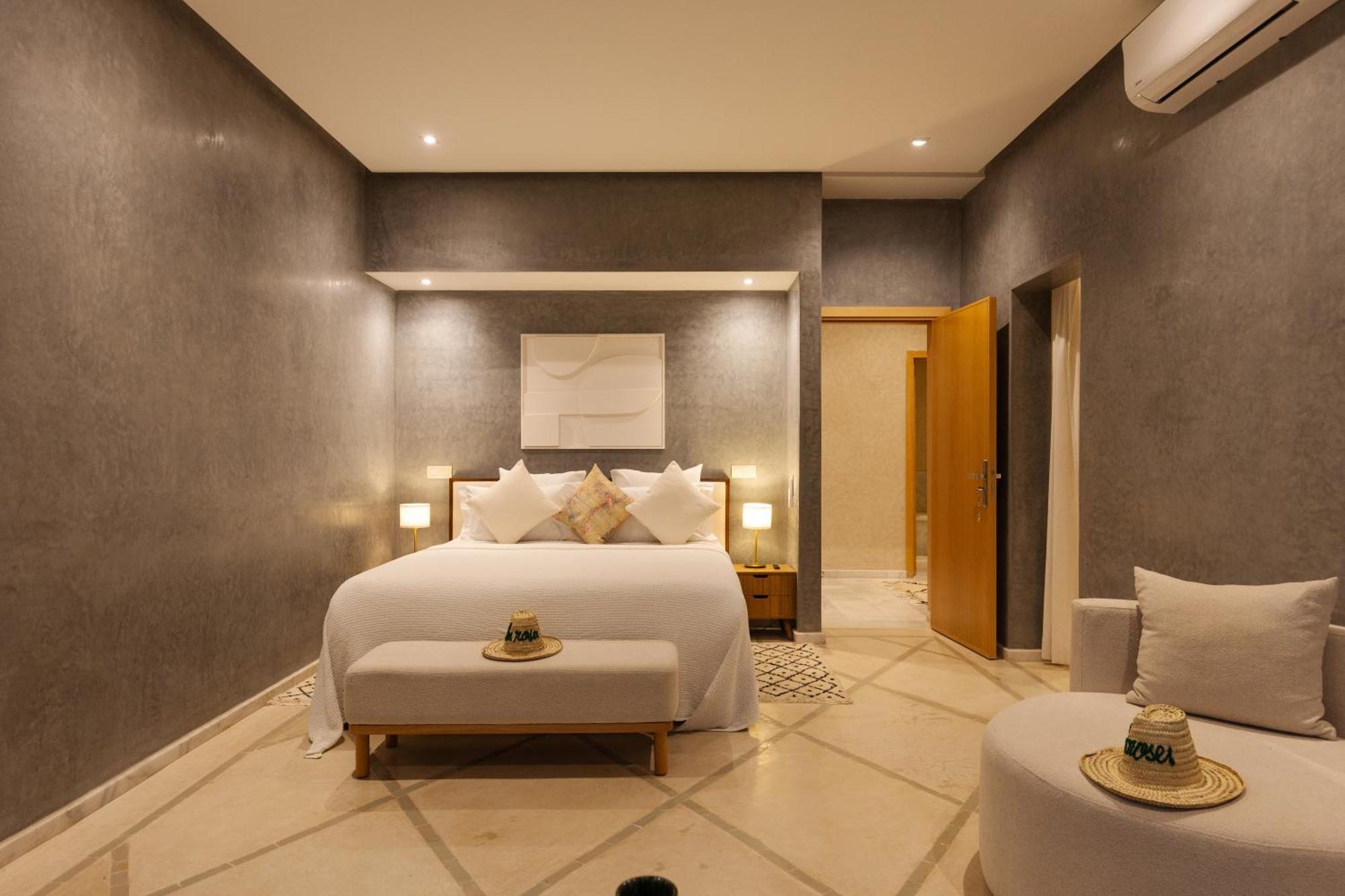 Les Roses By La Siredrah Hotel Ait Bou Zguia ภายนอก รูปภาพ