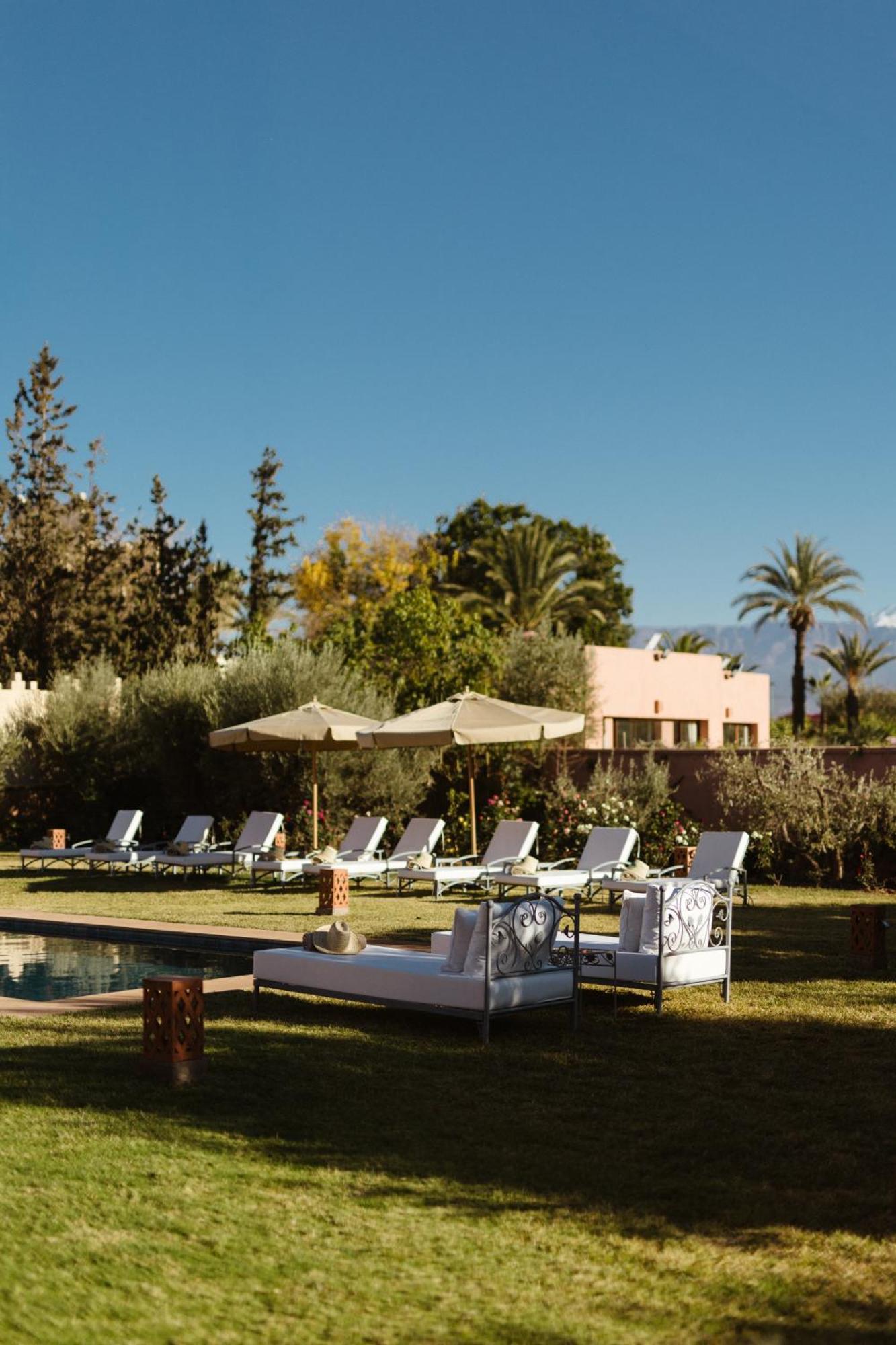 Les Roses By La Siredrah Hotel Ait Bou Zguia ภายนอก รูปภาพ